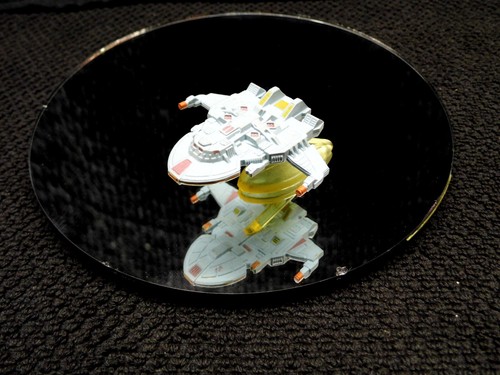 Star trek micro machines - star,